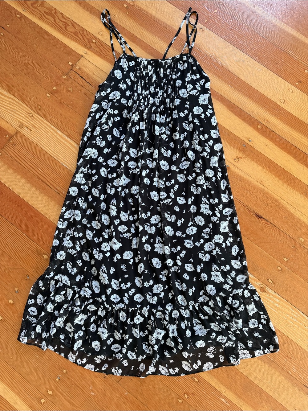 Kimchi Blue Black White Floral Strappy Dress Medium